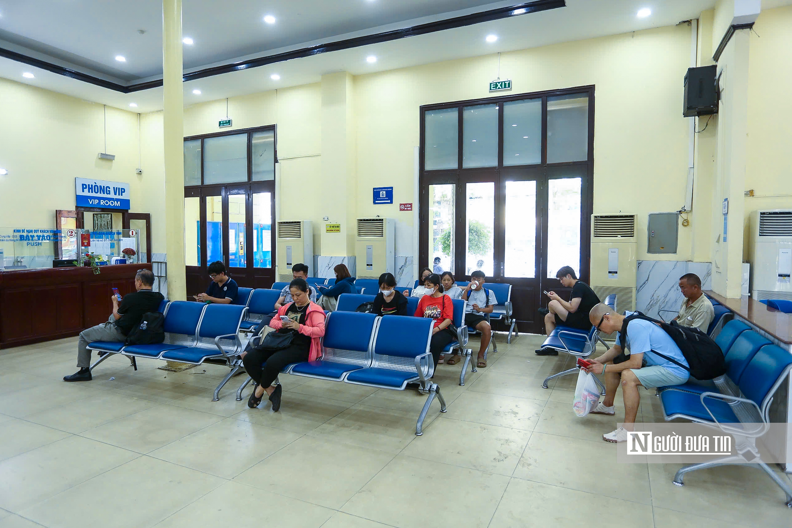 Bên trong ga tàu hơn 120 năm tuổi ở Hà Nội- Ảnh 5. Bên trong ga tàu hơn 120 năm tuổi ở Hà Nội- Ảnh 5.