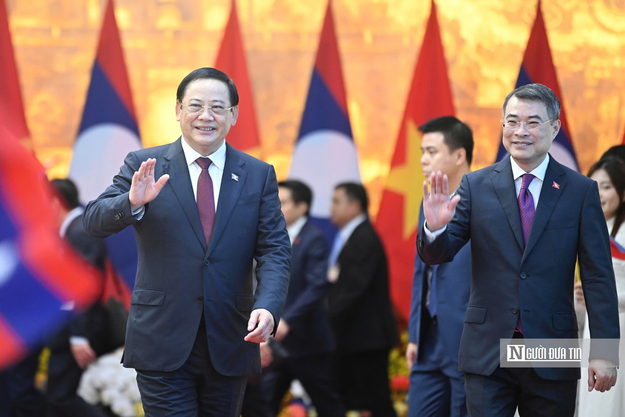 Thủ tướng Lê Minh Hưng chủ trì Lễ đón Thủ tướng Lào thăm chính thức Việt Nam- Ảnh 7. Thủ tướng Lê Minh Hưng chủ trì Lễ đón Thủ tướng Lào thăm chính thức Việt Nam- Ảnh 7.