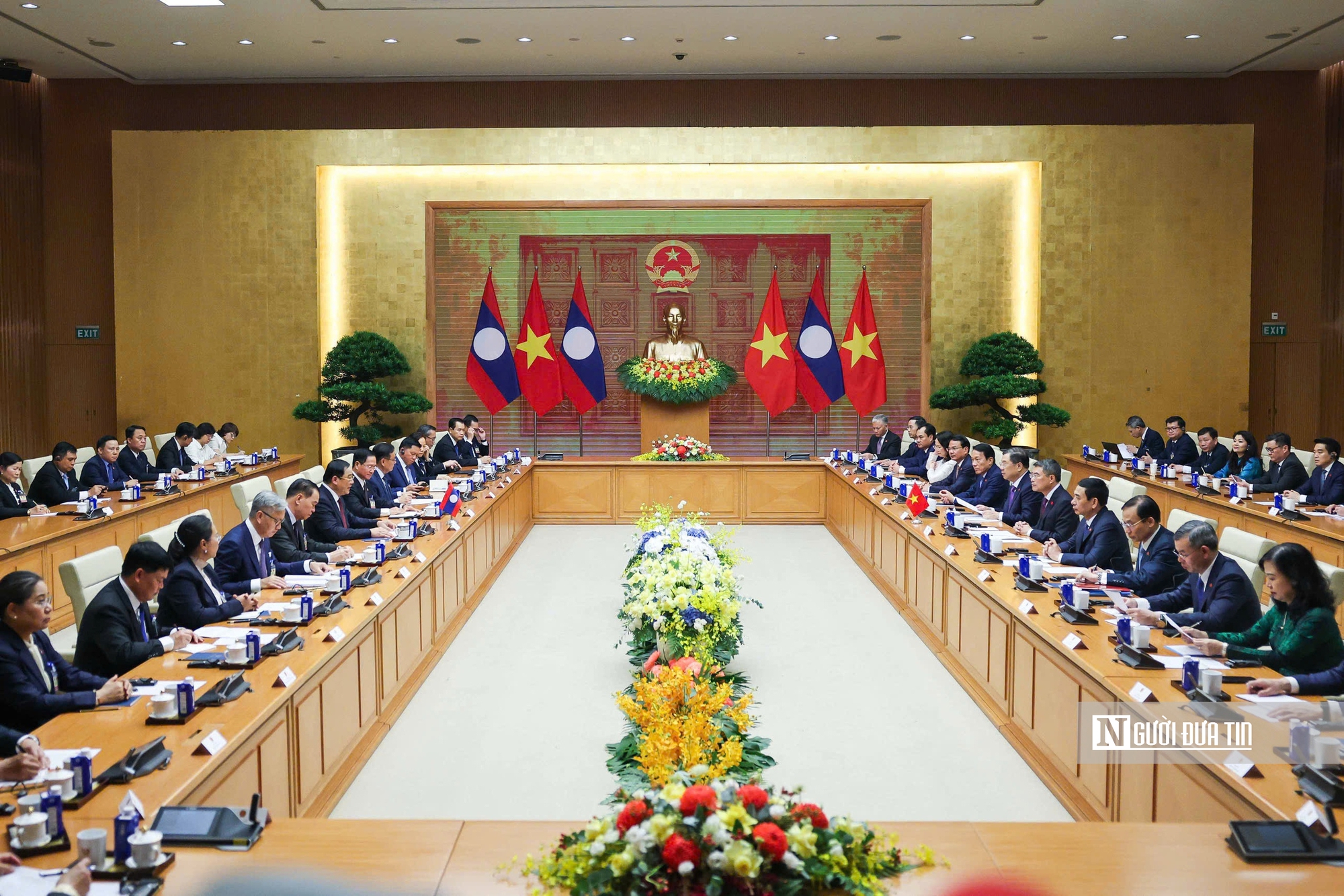 Tiếp tục cụ thể hóa nội hàm "gắn kết chiến lược" Việt - Lào trên các phương diện- Ảnh 3. Tiếp tục cụ thể hóa nội hàm "gắn kết chiến lược" Việt - Lào trên các phương diện- Ảnh 3.