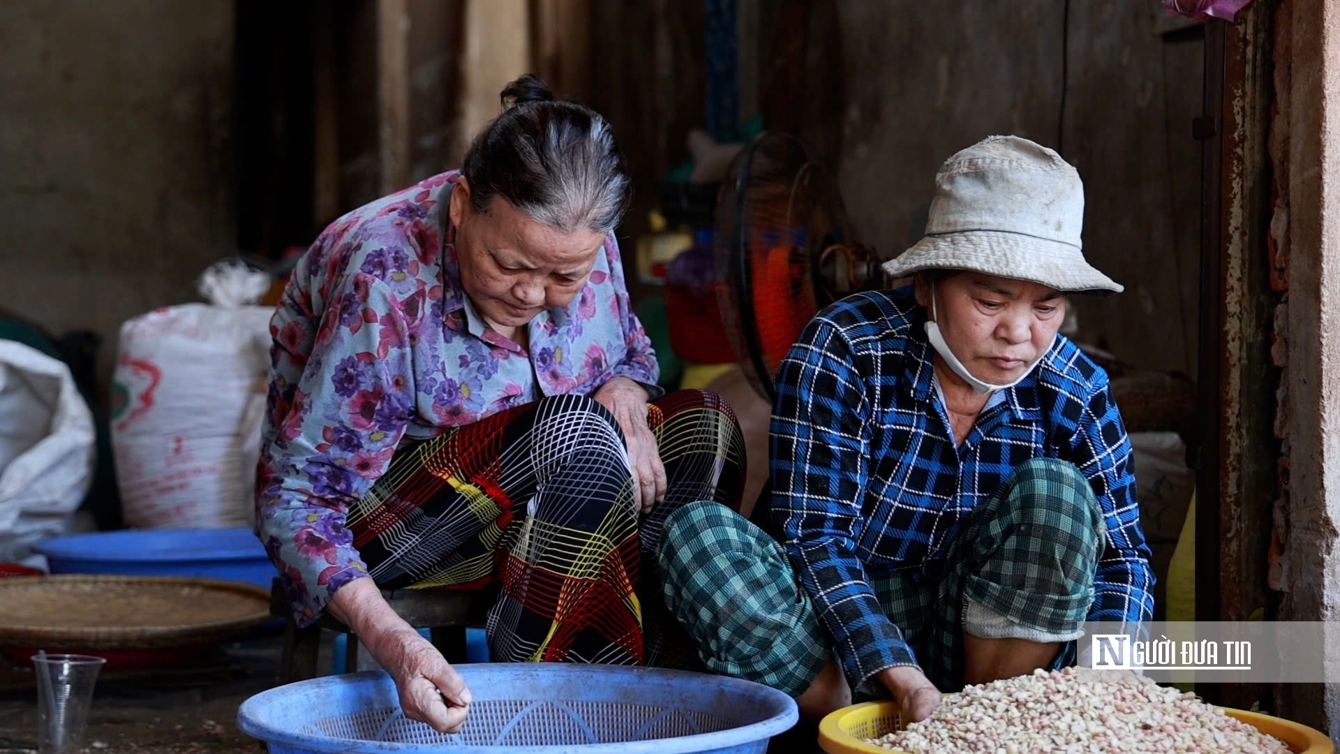Giọt dầu phụng níu giữ nghề quê ở Quảng Ngãi- Ảnh 5.