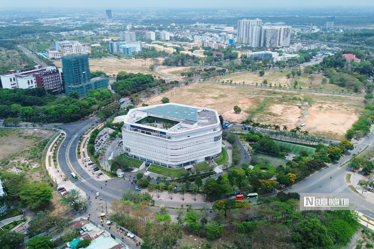 Dự án Đại học Quốc gia Tp.HCM dang ở vì vướng mặt bằng - Ảnh 15.