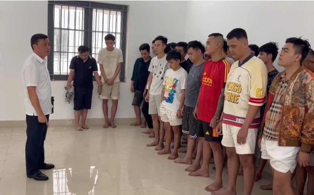 Sau cú nhấp chuột là đường dây cờ bạc trực tuyến hơn 4.000 tỷ đồng - Ảnh 1.