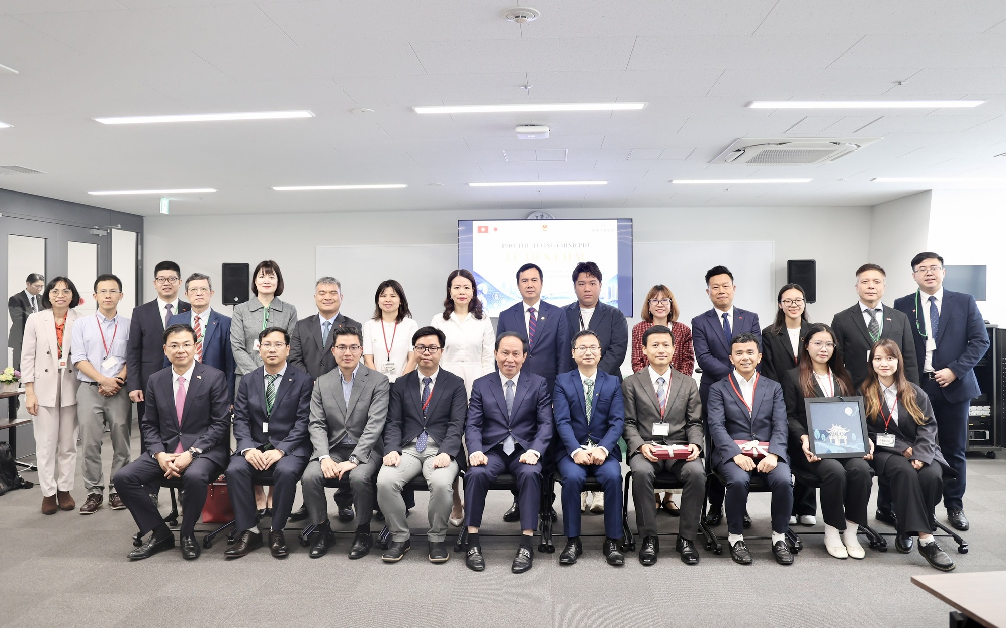 Tạo môi trường thuận lợi nhất để trí thức người Việt tại Nhật Bản phát huy tối đa năng lực - Ảnh 2.