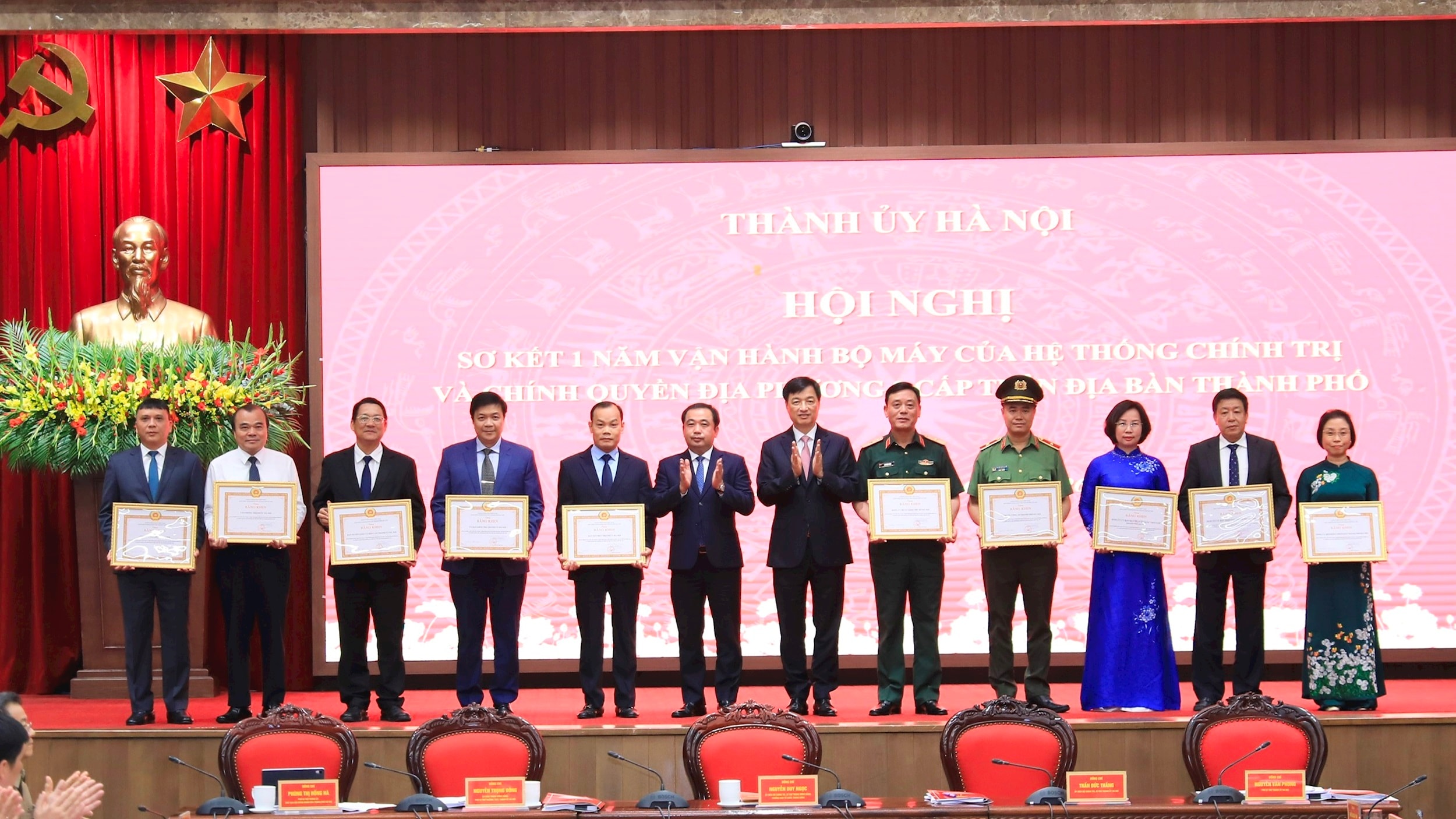 Hà Nội cần tiếp tục tiên phong trong xây dựng chính quyền địa phương 2 cấp- Ảnh 2. Hà Nội cần tiếp tục tiên phong trong xây dựng chính quyền địa phương 2 cấp- Ảnh 2.
