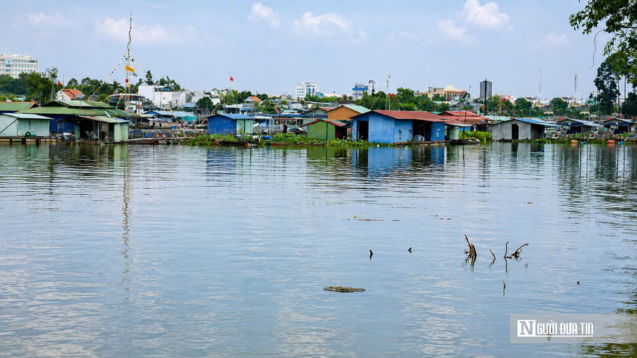 Đồng Nai “khai tử” hàng nghìn lồng bè giữa lòng đô thị: Cuộc giải tỏa lớn để cứu dòng sông và mở không gian phát triển - Ảnh 10.