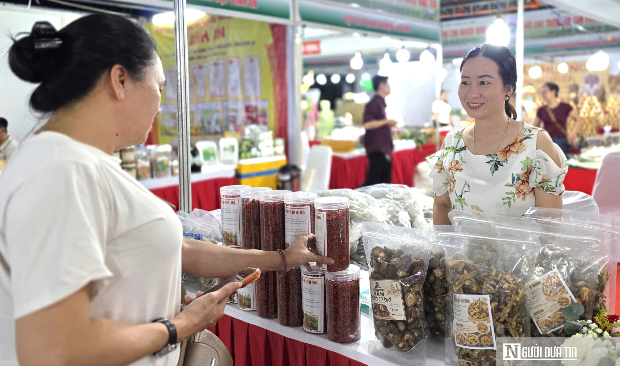 Muốn đi xa, hàng quê phải vượt mác “đặc sản”- Ảnh 2.