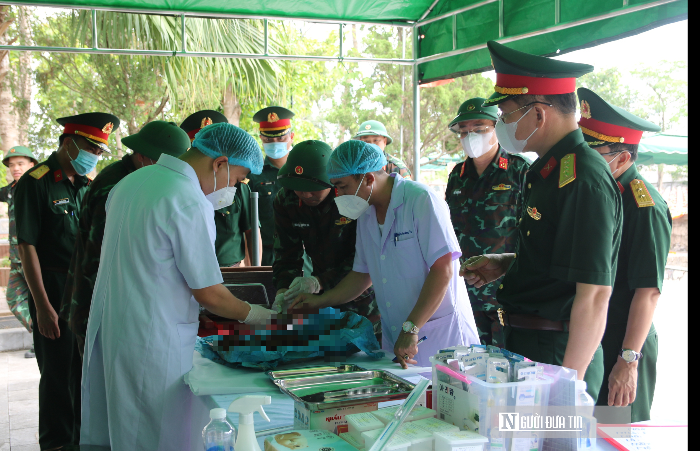 Nghệ An: Chạy đua với thời gian, dồn lực 40 ngày lấy mẫu hơn 1.300 hài cốt liệt sĩ- Ảnh 9.