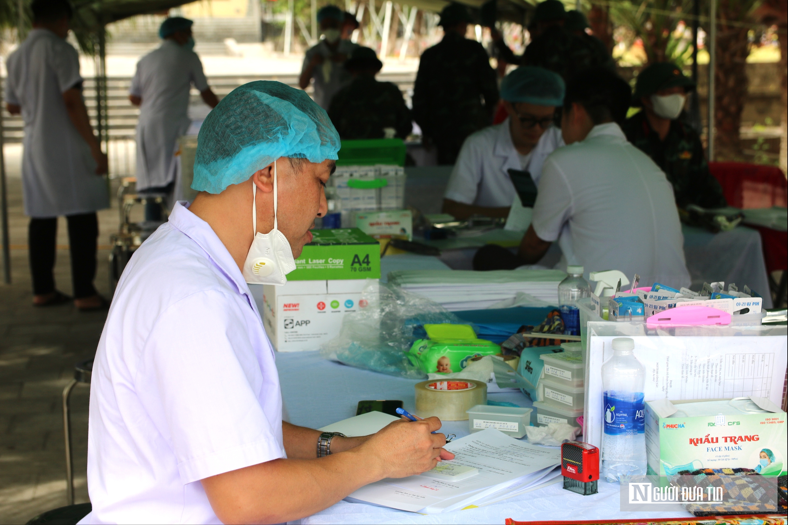 Nghệ An: Chạy đua với thời gian, dồn lực 40 ngày lấy mẫu hơn 1.300 hài cốt liệt sĩ- Ảnh 10.