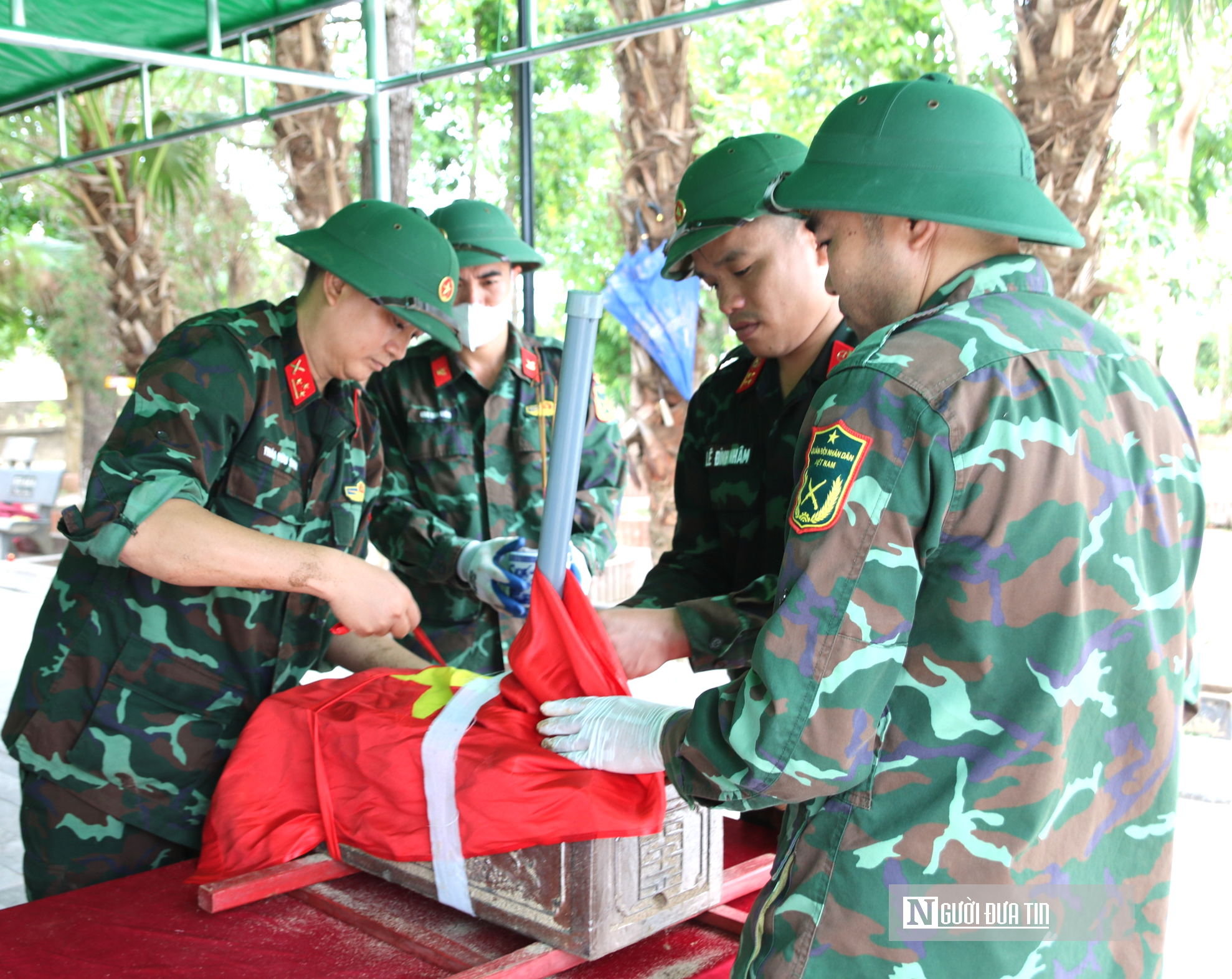 Nghệ An: Chạy đua với thời gian, dồn lực 40 ngày lấy mẫu hơn 1.300 hài cốt liệt sĩ- Ảnh 8.