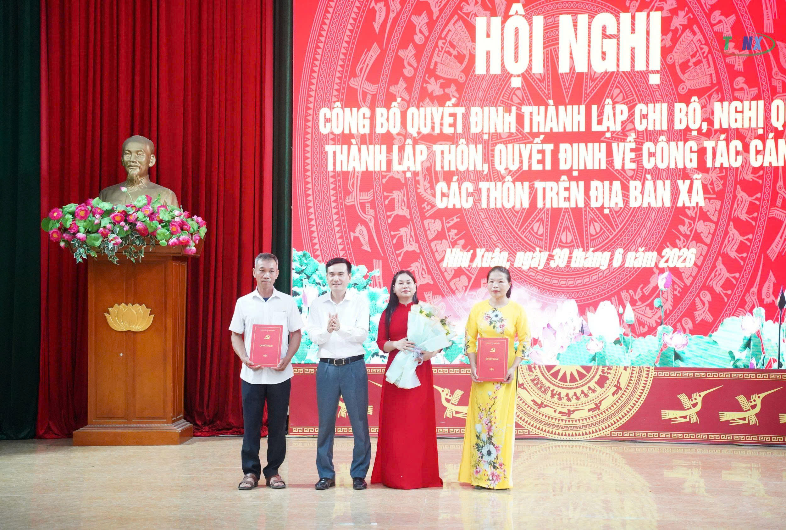Thanh Hóa giảm 55,6% thôn, tổ dân phố sau sắp xếp: Bí thư, trưởng thôn trình độ đại học, cao đẳng- Ảnh 3.