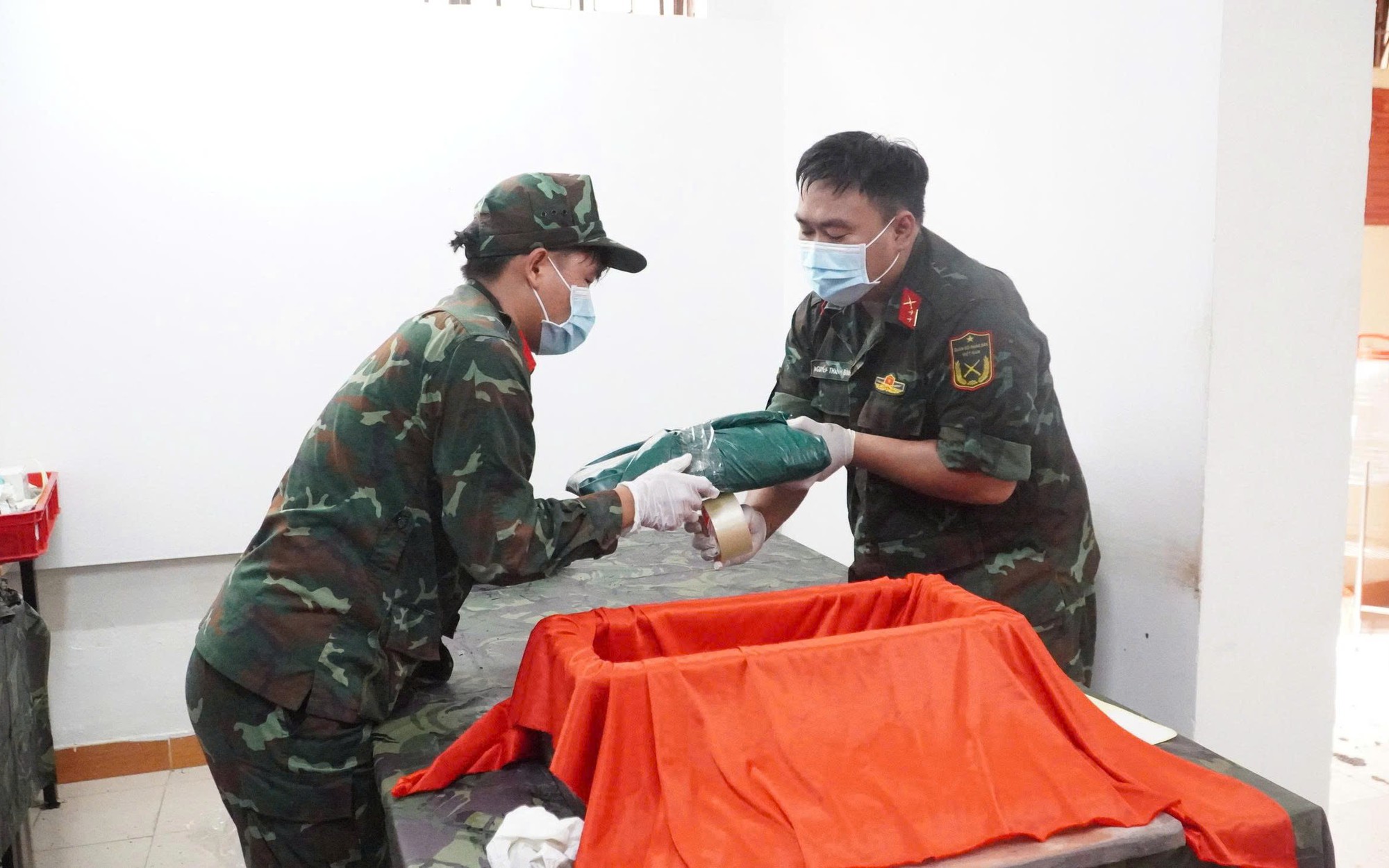 Sau 29 hài cốt được tìm thấy, Đại tướng Nguyễn Trọng Nghĩa chỉ đạo quyết không bỏ sót liệt sĩ- Ảnh 12.