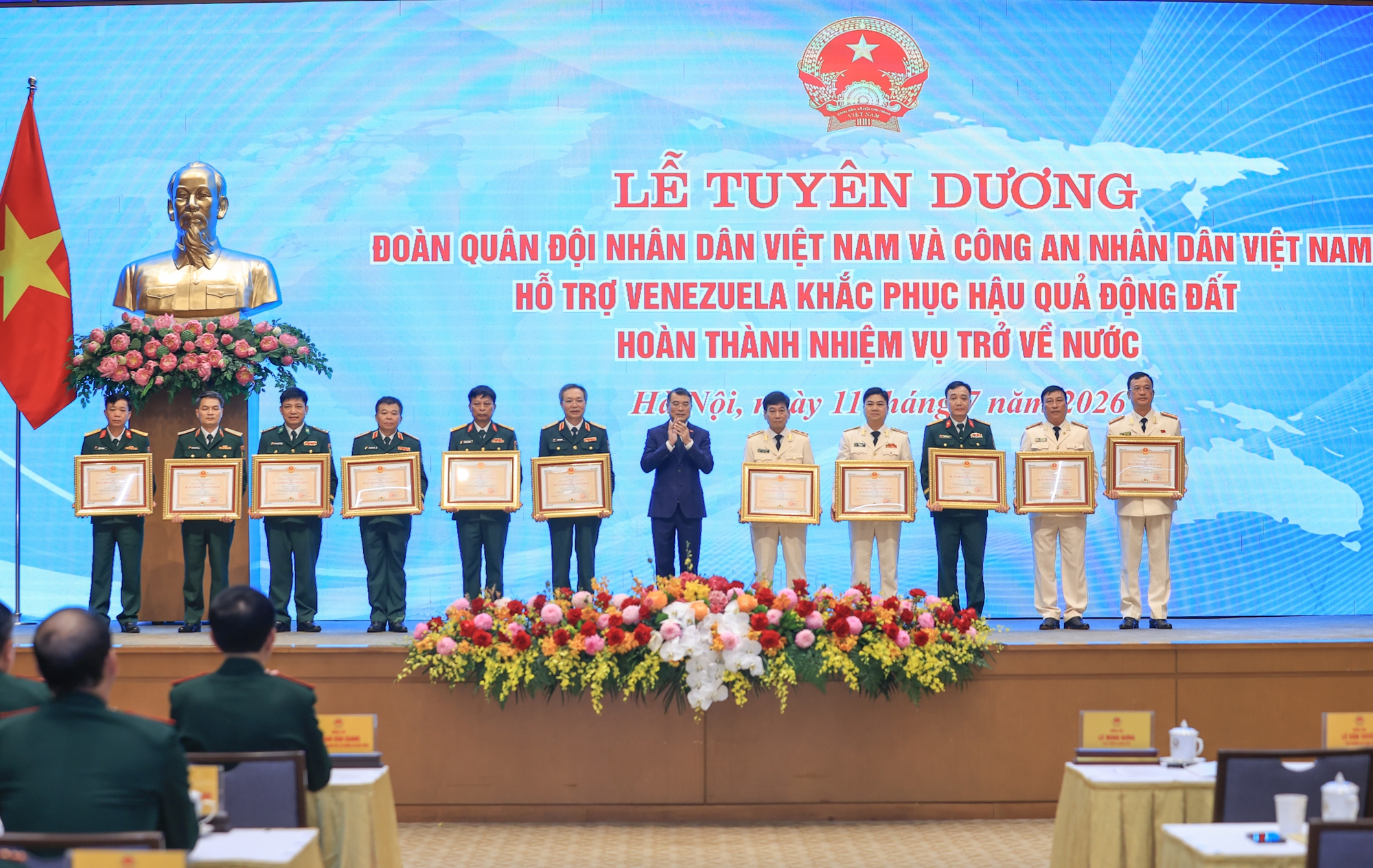 Thủ tướng: 