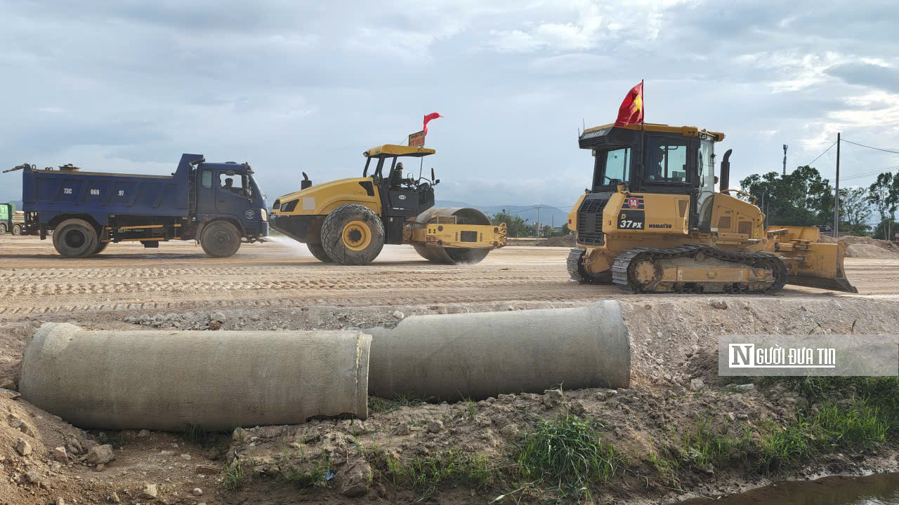 Cao tốc Quy Nhơn &ndash; Pleiku tăng tốc thi c&ocirc;ng "3 ca, 4 k&iacute;p" - Ảnh 1.
