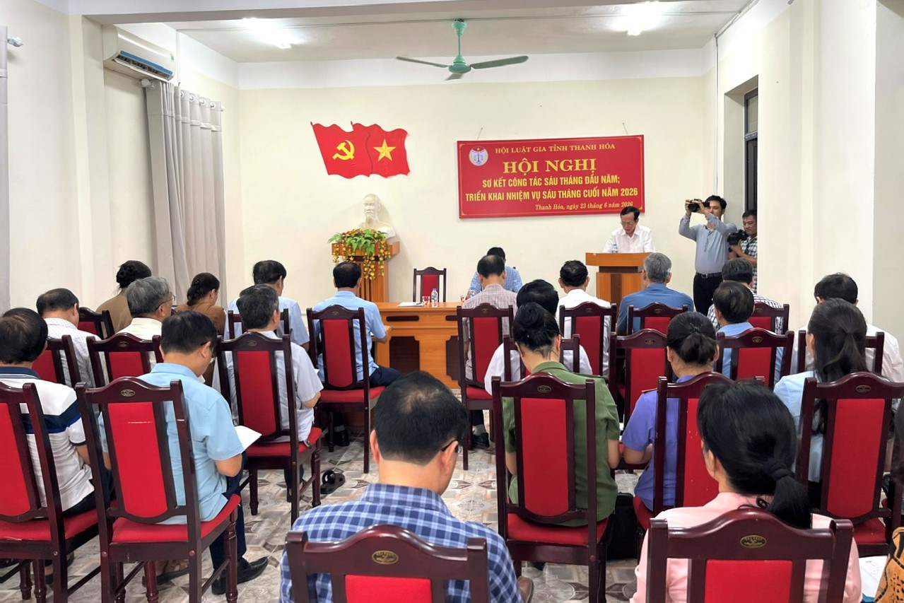 Hội Luật gia tỉnh Thanh Hóa tư vấn cho 389 phạm nhân, hỗ trợ giải quyết 1.360 vụ việc - Ảnh 1.