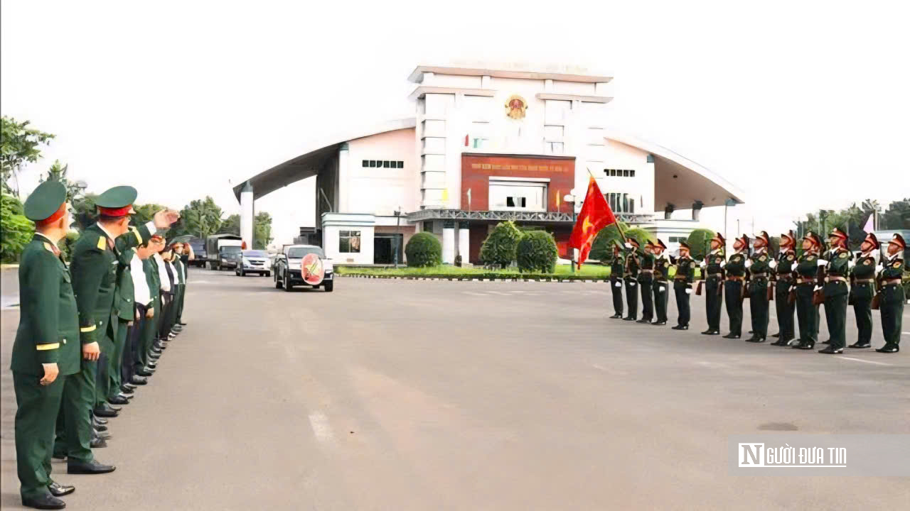 Đội K72: Mỗi mét vuông đất là một hành trình tri ân - Ảnh 1.
