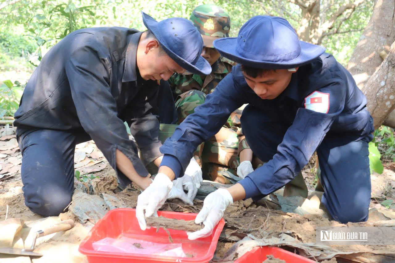 Đội K72: Mỗi mét vuông đất là một hành trình tri ân - Ảnh 6.