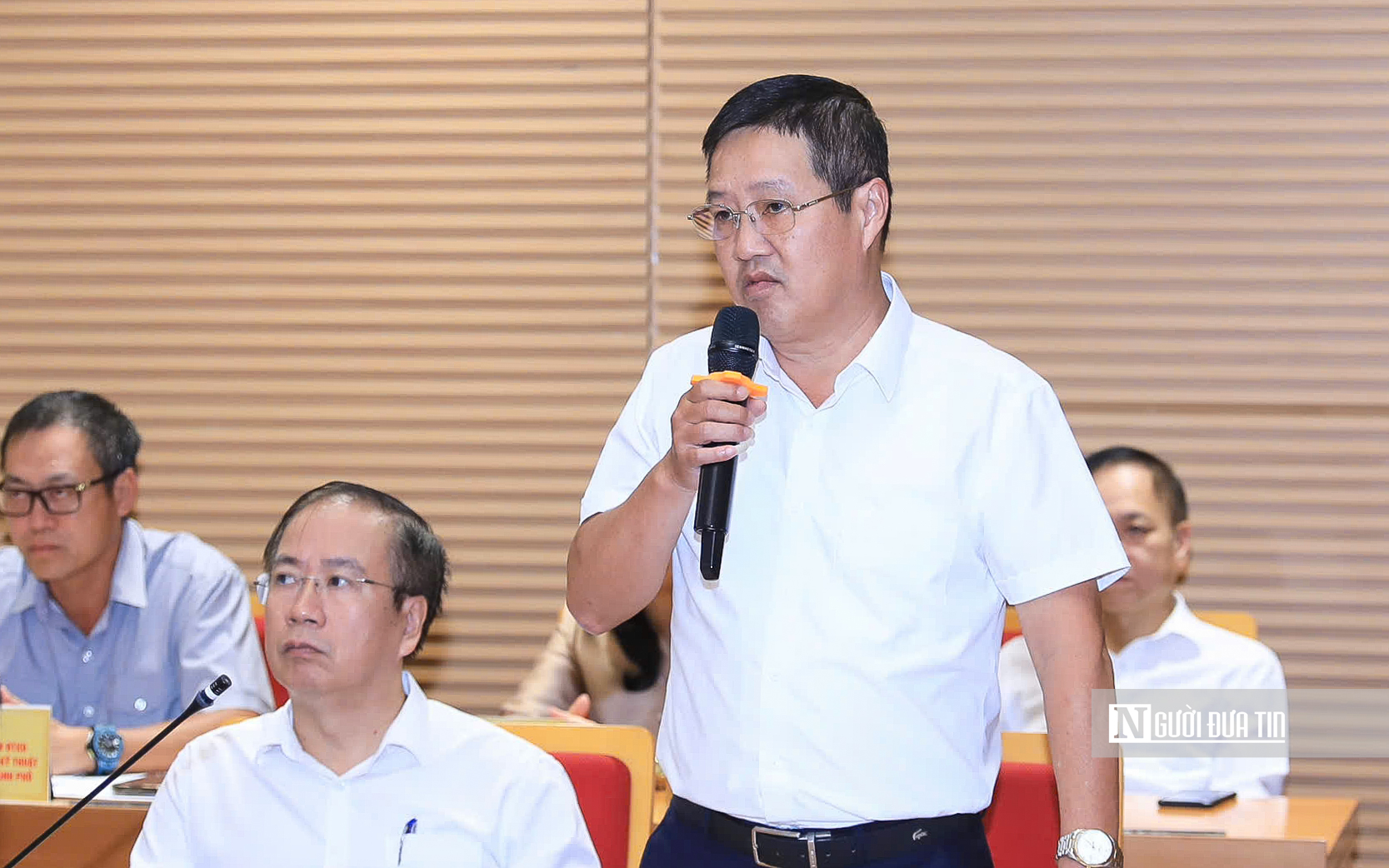 Chủ tịch HĐND Hà Nội yêu cầu Trưởng ban quản lý chợ Hồng Hà nghiêm túc rút kinh nghiệm - Ảnh 3.