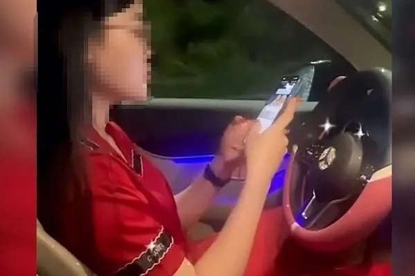 Đề xuất lắp thiết bị giám sát giao thông, phát hiện tài xế ngủ gật, dùng điện thoại - Ảnh 1.