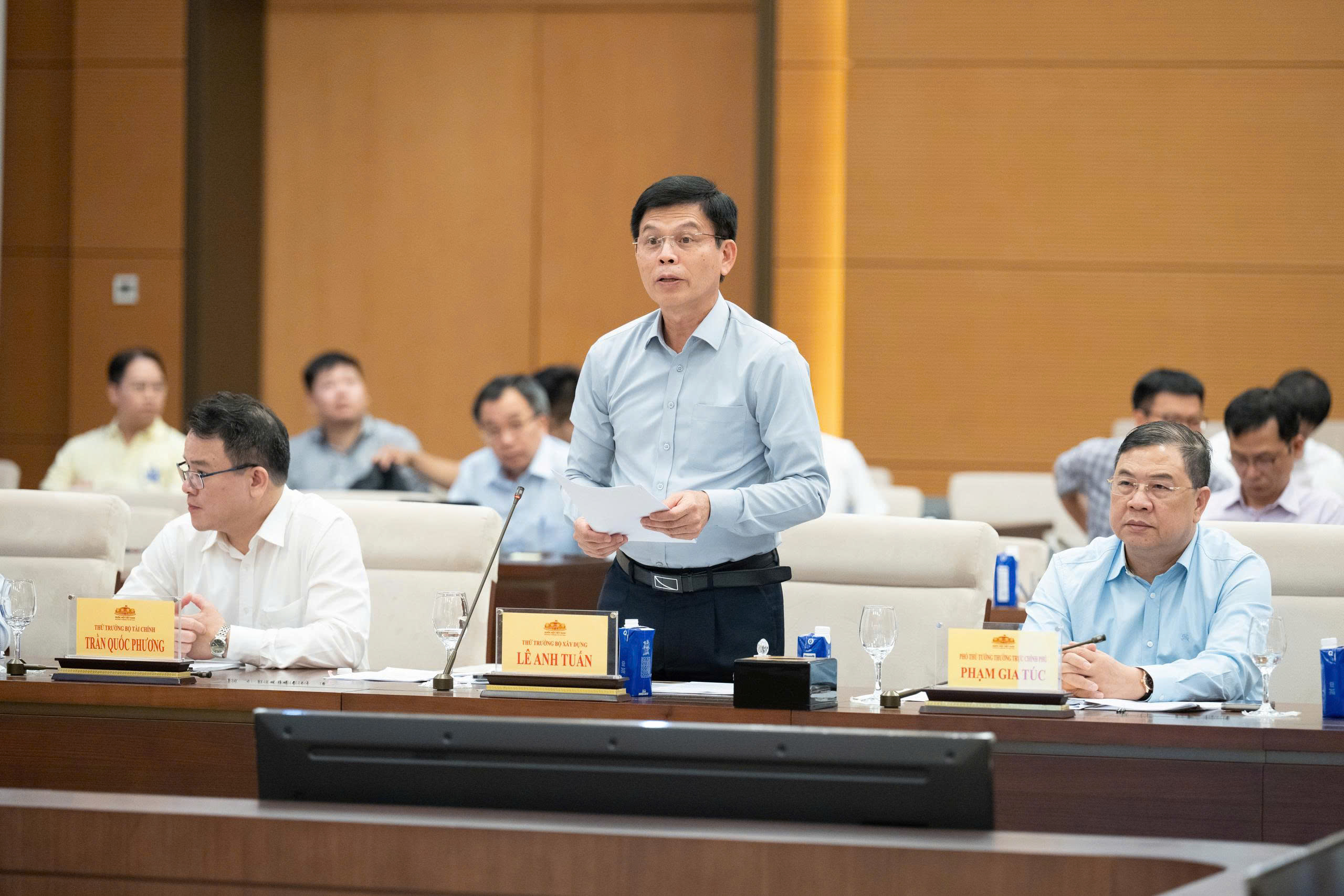 UBTVQH cho ý kiến về chủ trương đầu tư