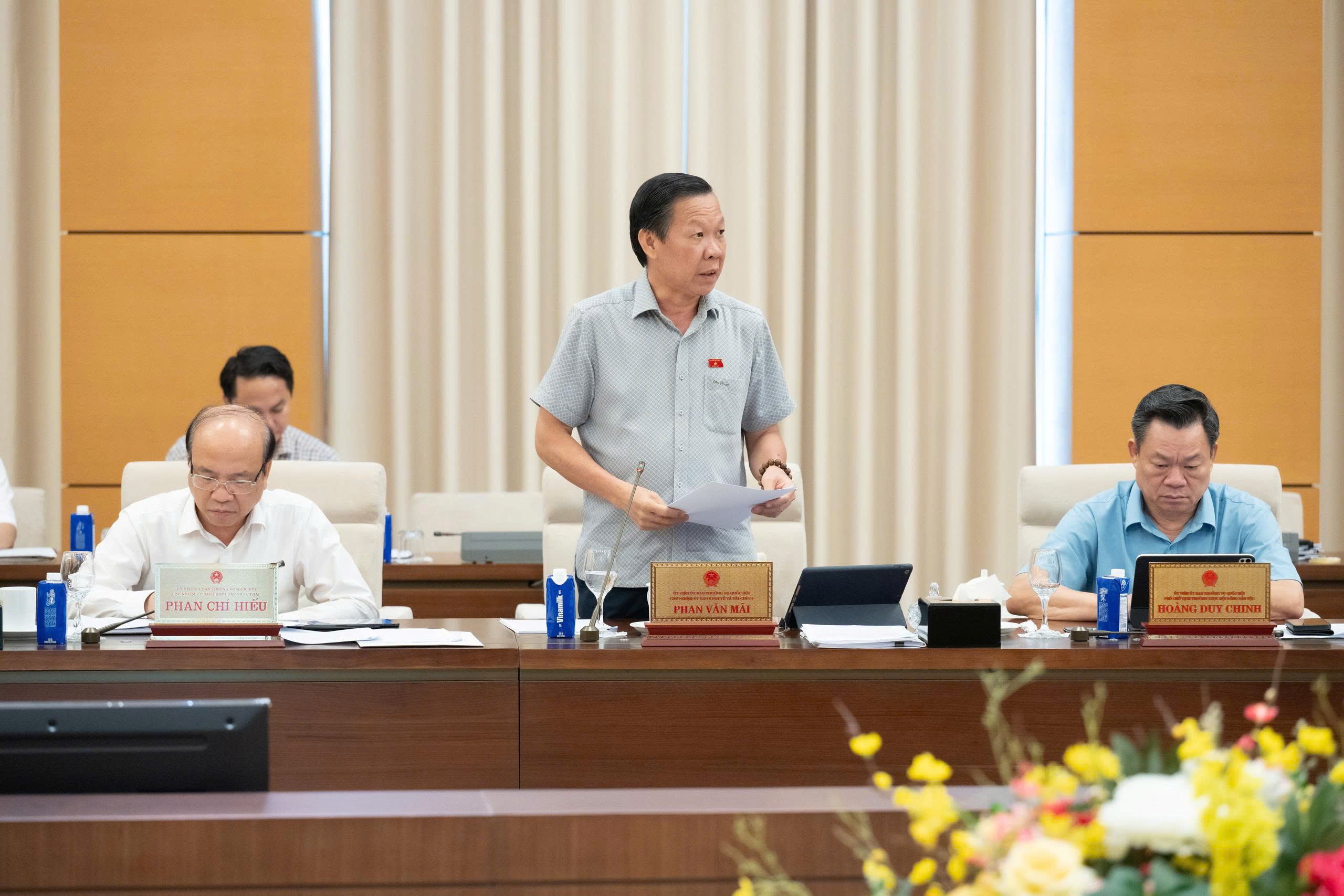 UBTVQH cho ý kiến về chủ trương đầu tư