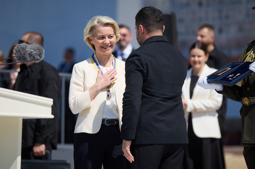 Bà Von der Leyen: “Ukraine làm cho châu Âu mạnh mẽ hơn” - Ảnh 1.