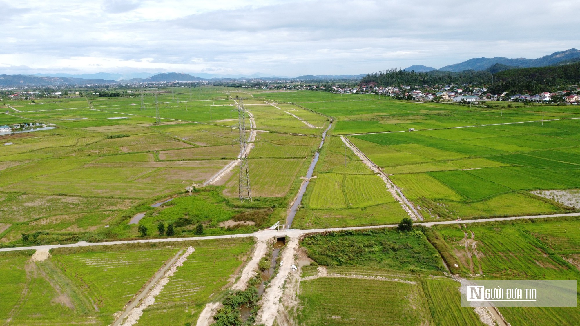 Quyết liệt vượt rào cản bàn giao mặt bằng cao tốc Vinh - Thanh Thủy trước 30/9- Ảnh 1.