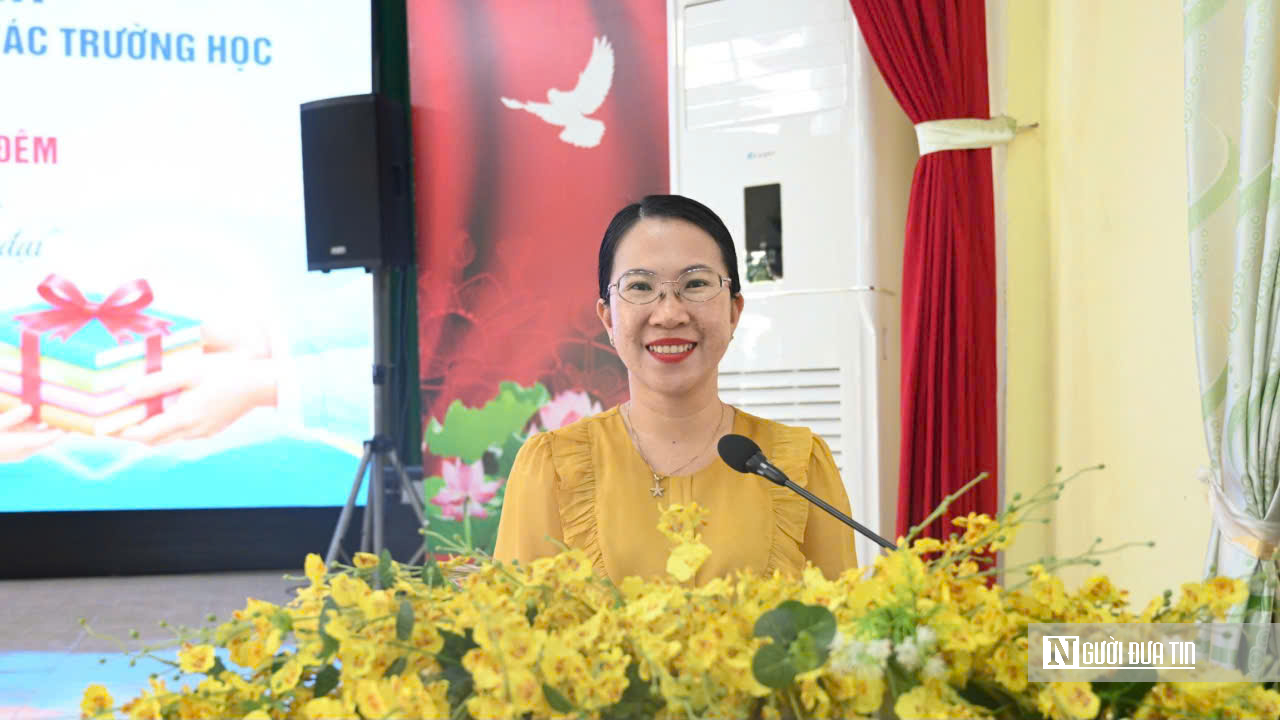 Mỗi bộ sách trao đi, thêm một ước mơ đến trường- Ảnh 2.