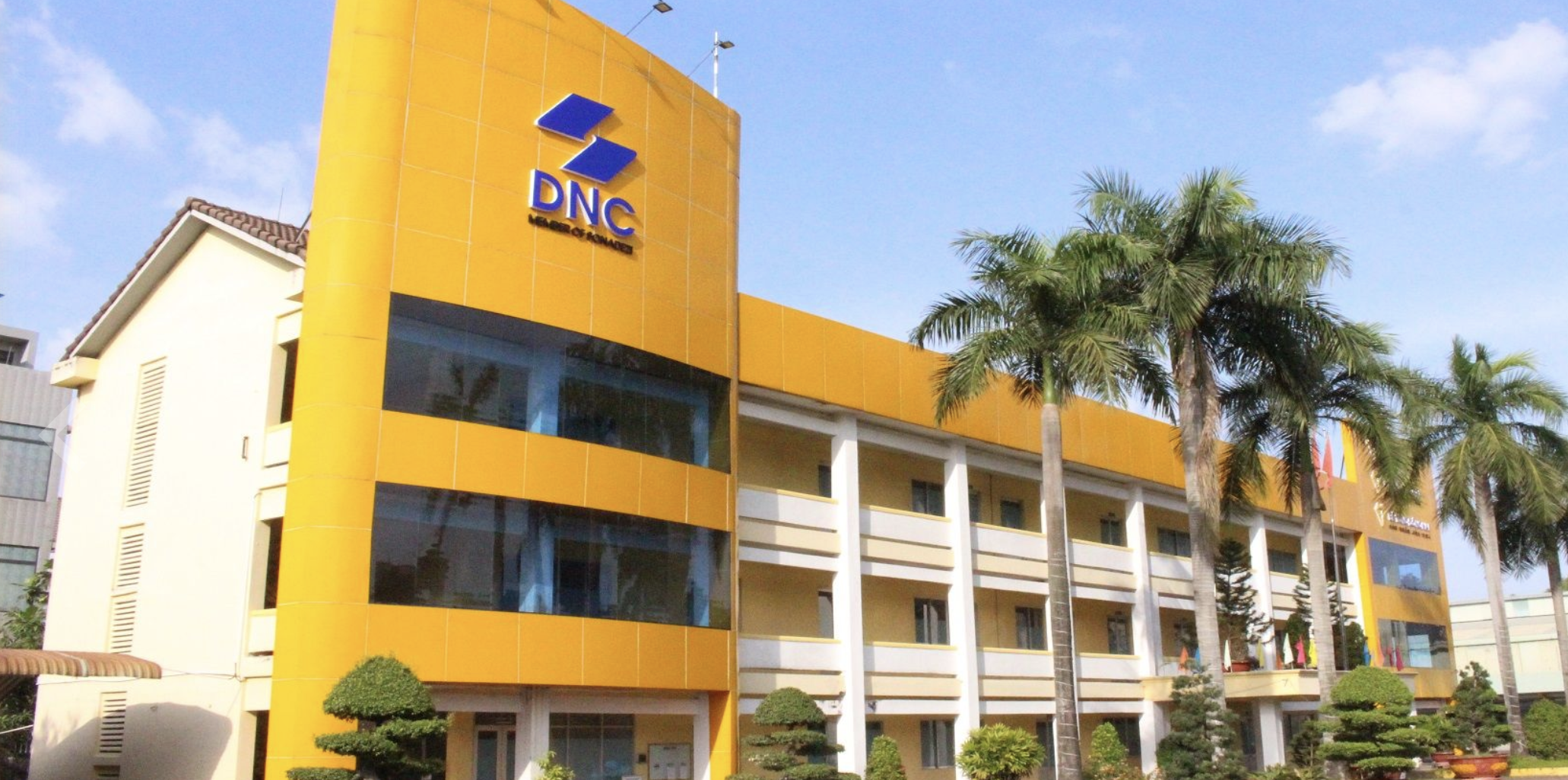 DRH Holdings và một doanh nghiệp vật liệu bị xử phạt hàng trăm triệu đồng- Ảnh 2.