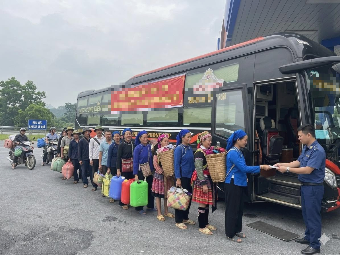 Xe khách giường nằm có thể phải bổ sung công nghệ hạn chế mất lái, lật xe - Ảnh 1.