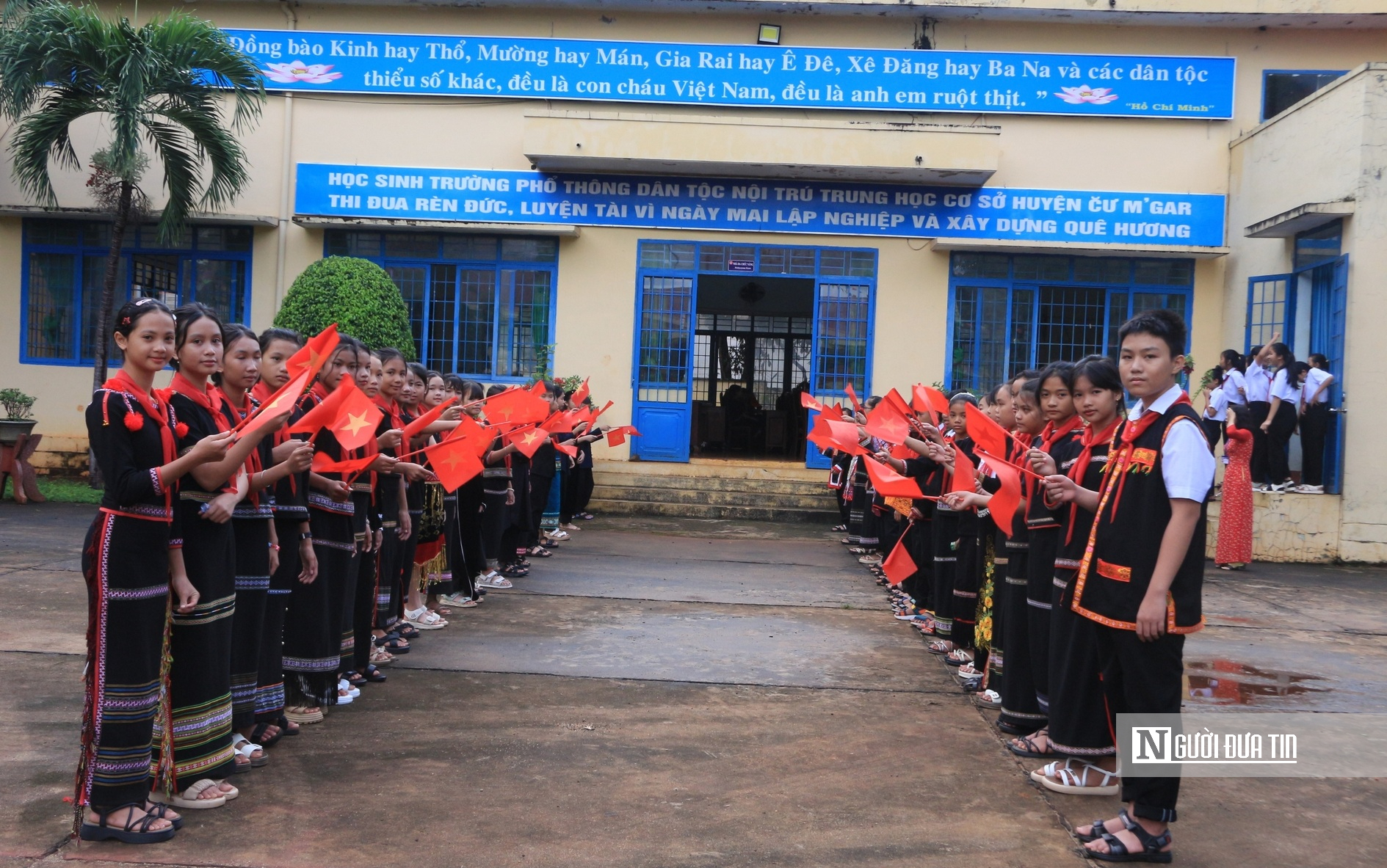 Đề xuất hỗ trợ 30 - 150% lương cơ sở với học sinh, sinh viên dân tộc thiểu số rất ít người- Ảnh 1.