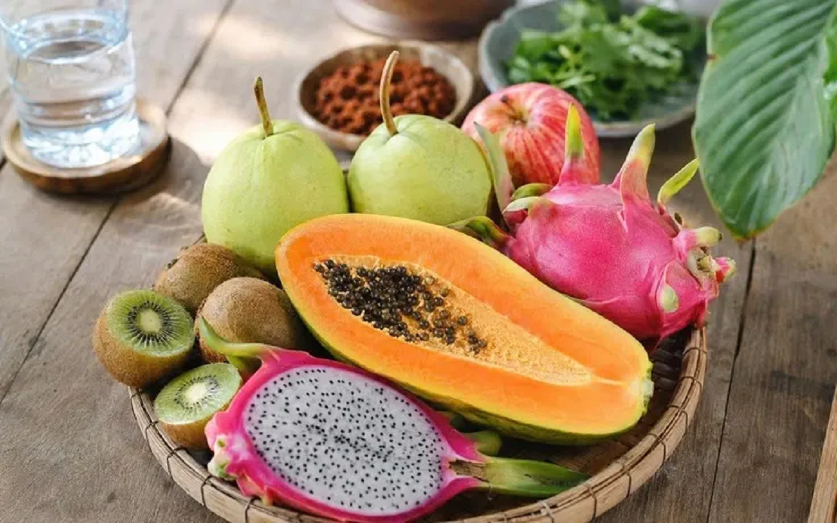 Tưởng chỉ có sữa, hóa ra 3 loại quả bình dân ngoài chợ rất tốt cho xương trẻ- Ảnh 1.