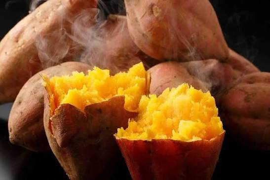 Ăn khoai lang mỗi sáng suốt 3 tháng, người phụ nữ 30 tuổi nhận tin bất ngờ- Ảnh 1.