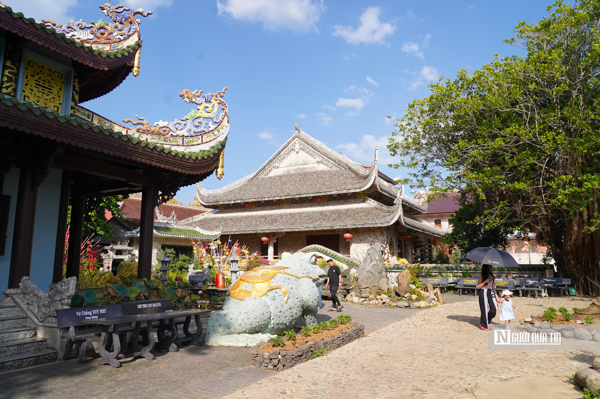 Kỳ b&iacute; chuyện ng&ocirc;i ch&ugrave;a được l&agrave;m bằng san h&ocirc;, vỏ ốc, thờ tượng Quan &Acirc;m dạt từ biển- Ảnh 16.