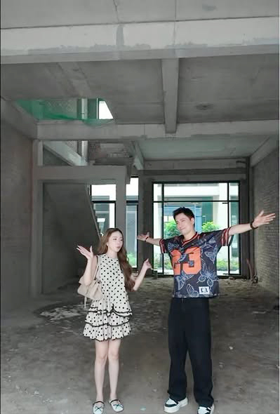 NSƯT Việt Anh và Quỳnh Nga khoe căn nhà mua chung sau khi xác nhận yêu nhau - Ảnh 1.