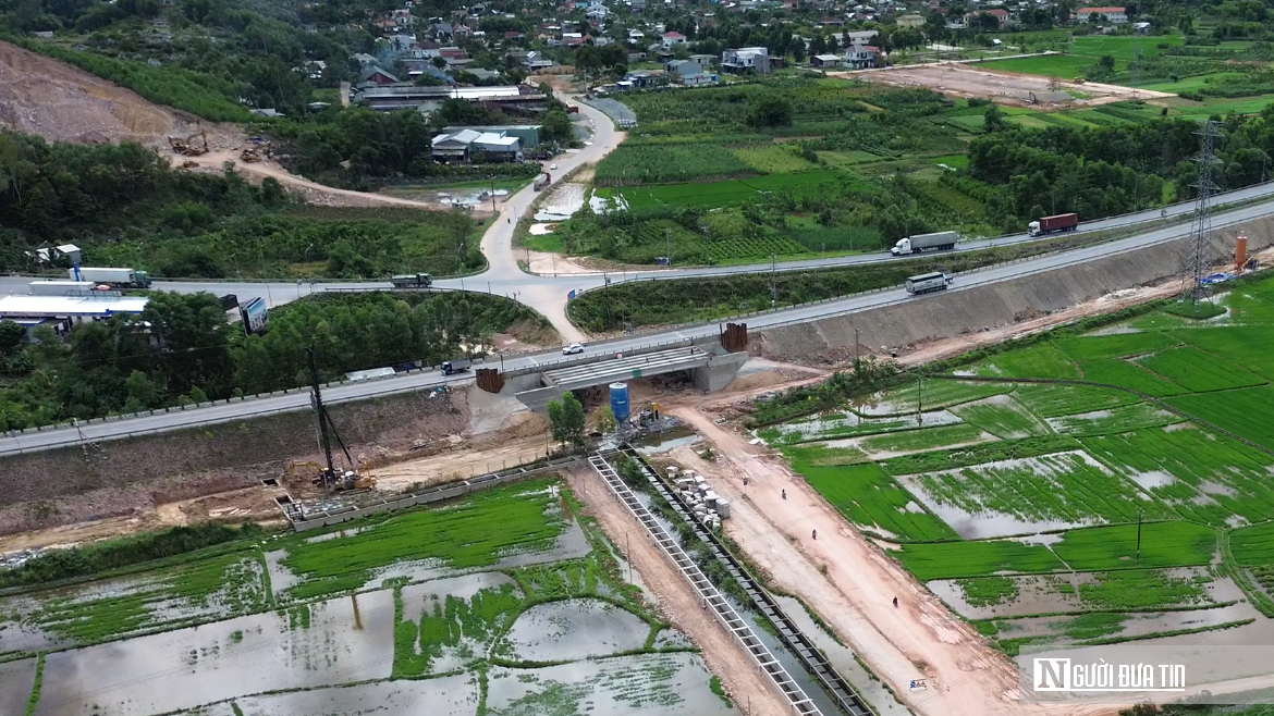 Lý do Huế kiến nghị làm cầu vượt tại nút giao với cao tốc Cam Lộ - La Sơn- Ảnh 2.