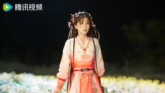 Ngu Thư Hân lỡ hẹn, Triệu Kim Mạch thế chỗ đóng cùng Vương An Vũ - Ảnh 1.
