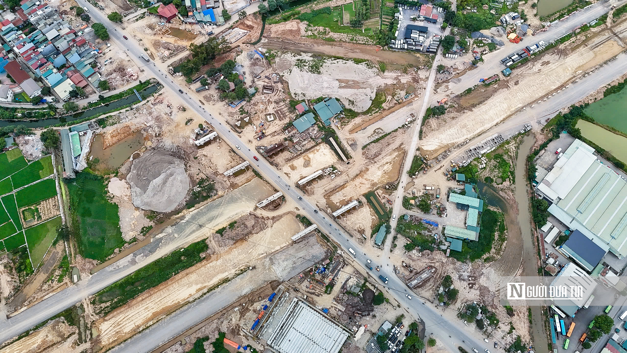 Hình hài tuyến Vành đai 4 chạy qua Hà Nội sau 3 năm thi công - Ảnh 12.