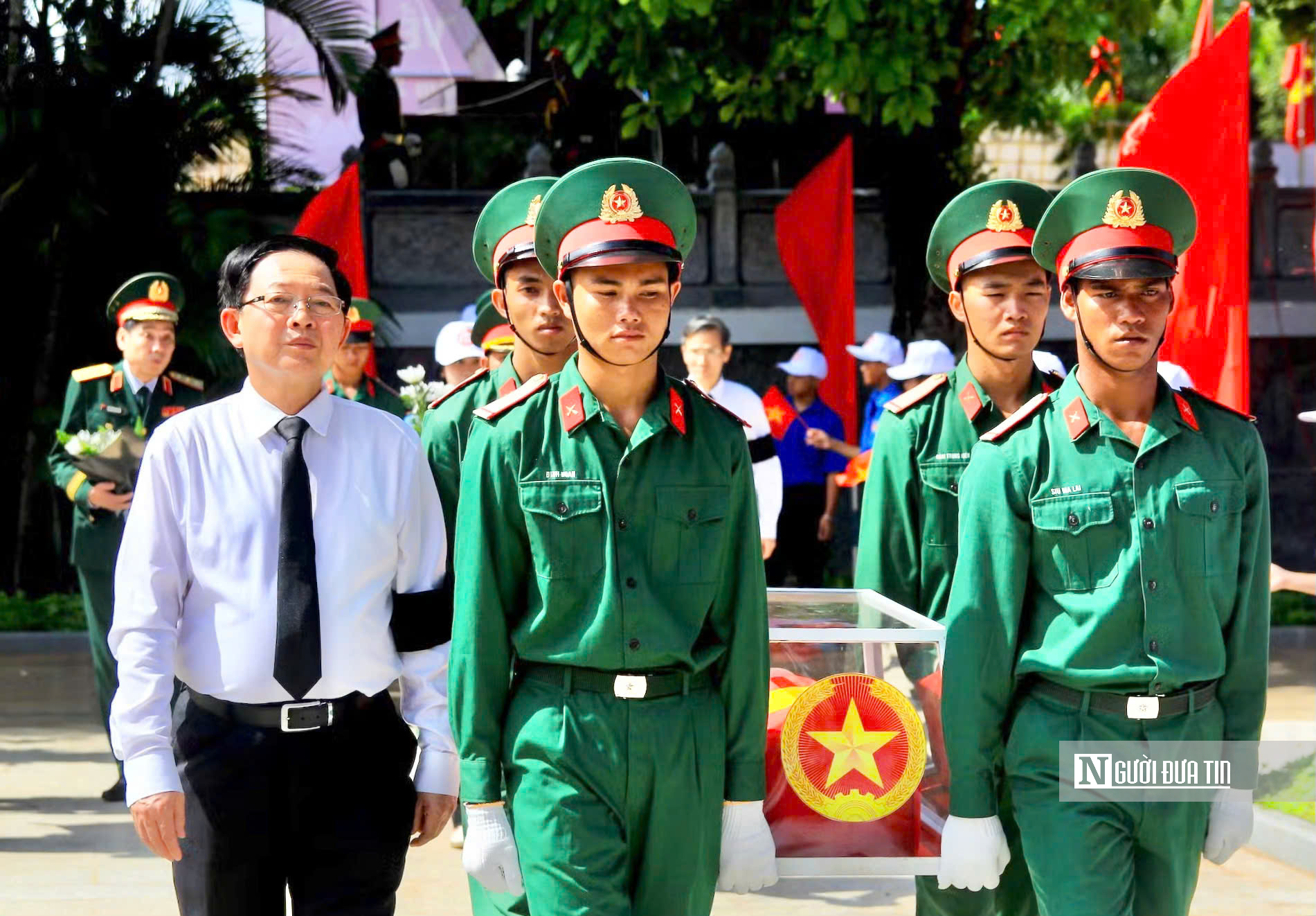 "C&ograve;n th&ocirc;ng tin l&agrave; c&ograve;n t&igrave;m kiếm, c&ograve;n hy vọng l&agrave; c&ograve;n quyết t&acirc;m" - Ảnh 5.