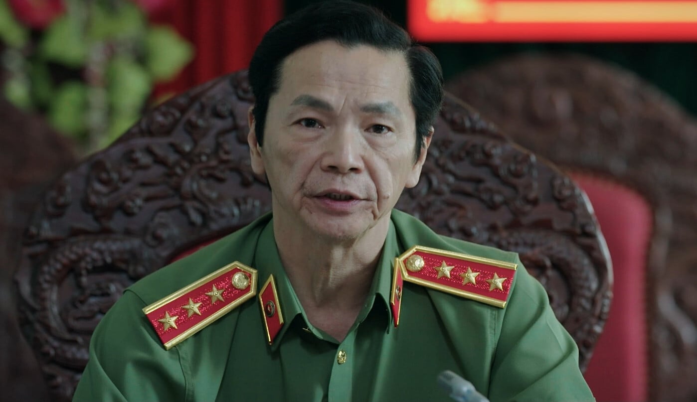 NSND Trung Anh gây ấn tượng khi hóa thân thành lãnh đạo công an - Ảnh 1.
