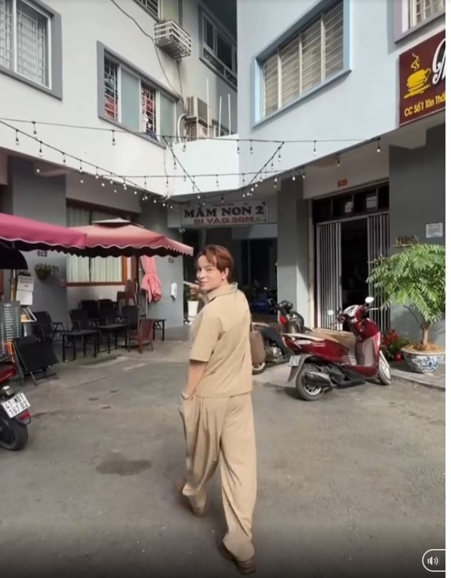 Sau 13 năm, nam chính của Tiệm bánh Hoàng tử bé hé lộ lý do 
