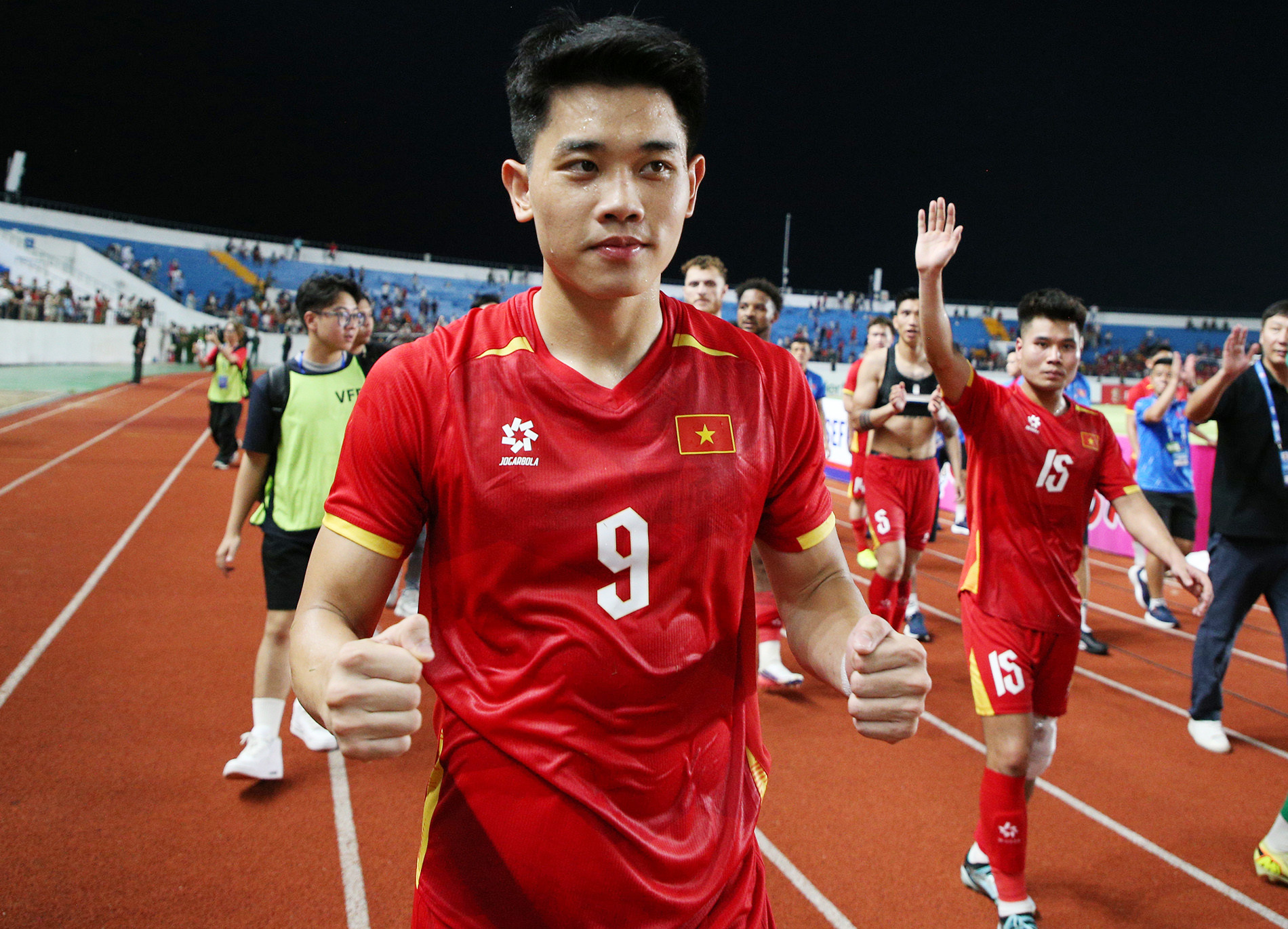 Cầu thủ Đình Bắc chính thức báo tin cực vui với tuyển Việt Nam trước ASEAN Cup 2026 - Ảnh 1.