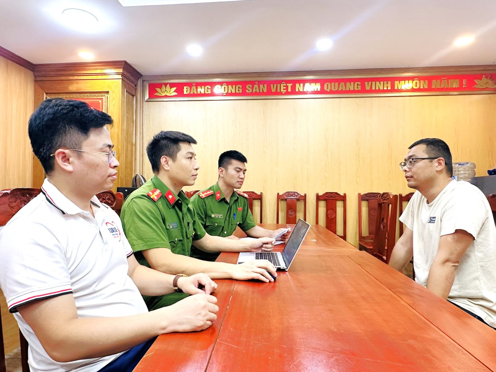 Vụ 5 công an tử vong ở trại lợn: 3 công ty chăn nuôi tại xã đều vi phạm về môi trường- Ảnh 4.