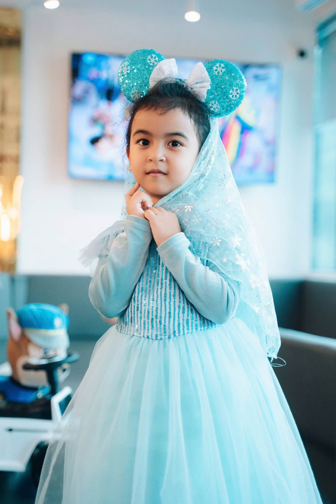 Con gái của ca sĩ Võ Hạ Trâm gây ấn tượng với vẻ ngoài đáng yêu - Ảnh 4.