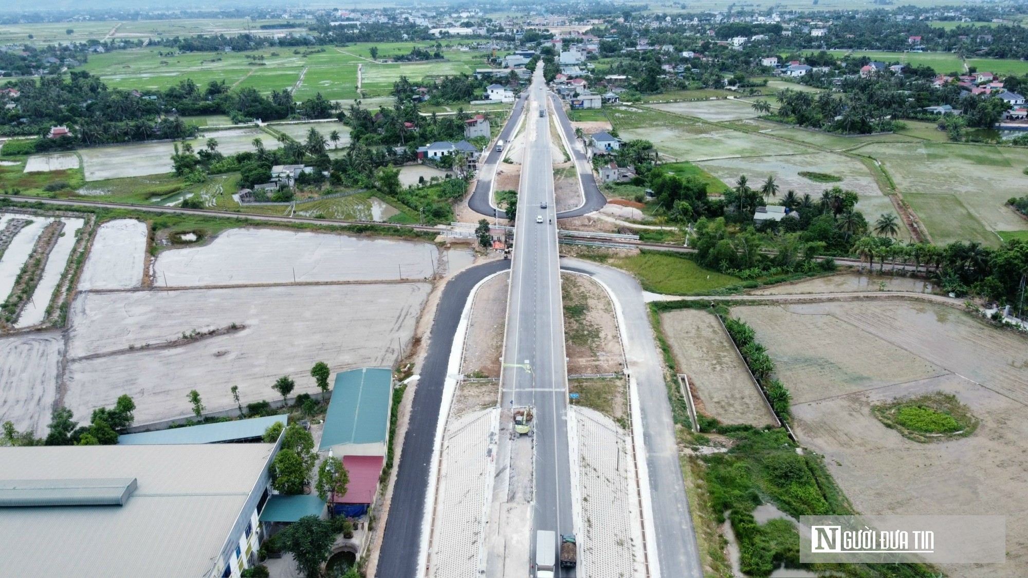Thanh H&oacute;a: "Phản &aacute;nh hư hỏng cầu vượt đường sắt Quốc lộ 45 của Người Đưa Tin l&agrave; đ&uacute;ng thực tế"- Ảnh 2.