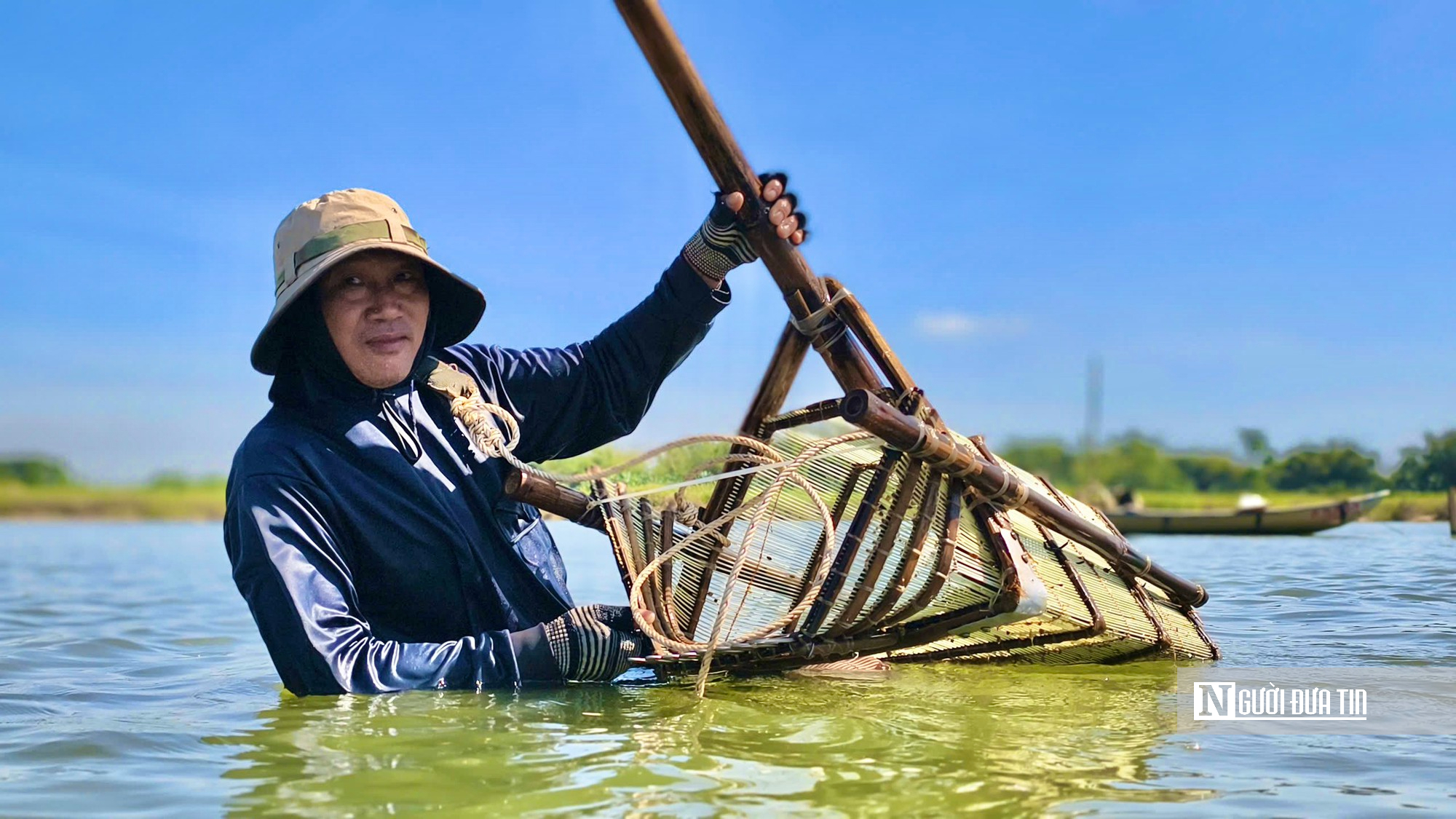 Theo chân “thợ săn” don dưới lòng sông Trà Khúc- Ảnh 4.