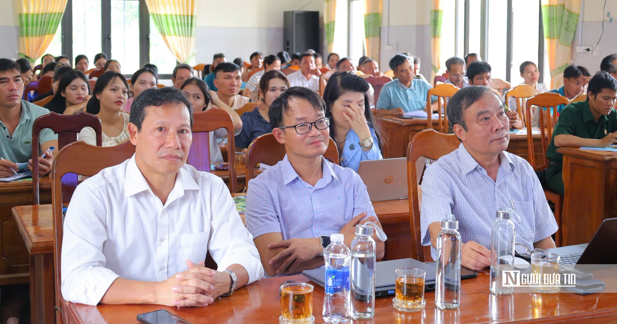Gi&uacute;p người d&acirc;n hiểu luật đất rừng, biết c&aacute;ch tự bảo vệ tr&ecirc;n mạng - Ảnh 2.