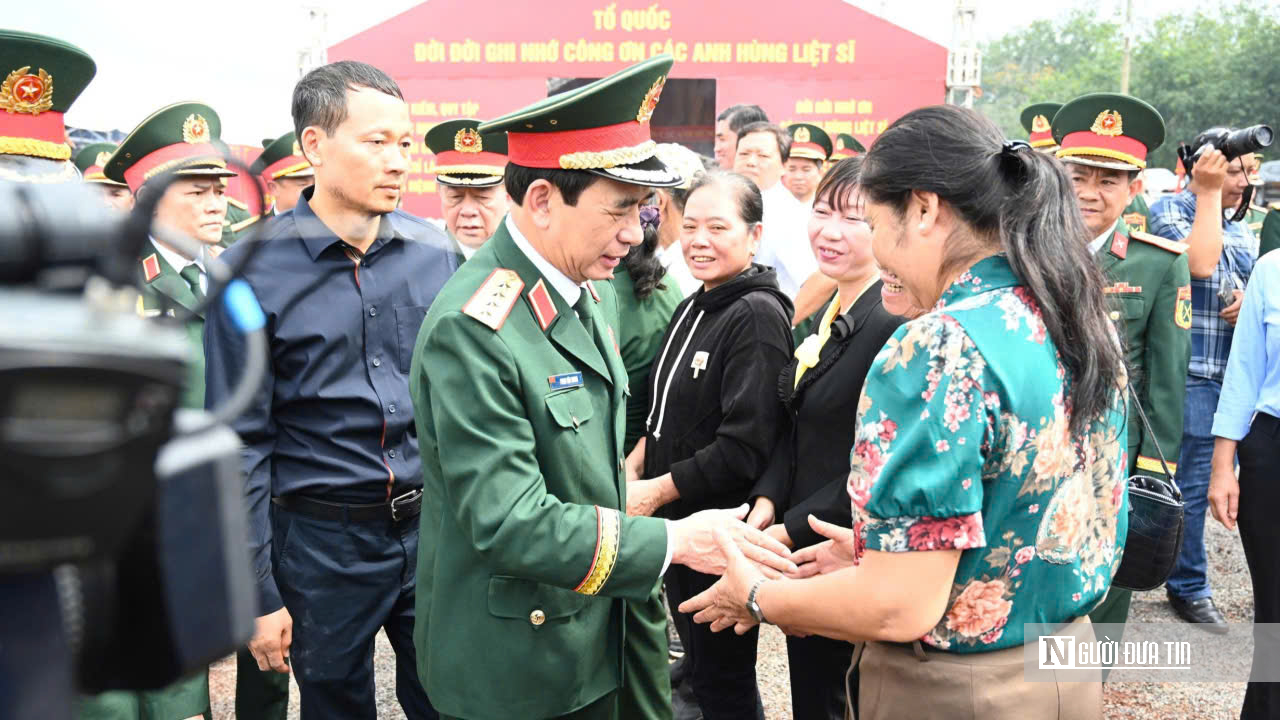 To&agrave;n cảnh lễ triển khai t&igrave;m kiếm h&agrave;i cốt liệt sĩ tại x&atilde; Minh Đức- Ảnh 14.