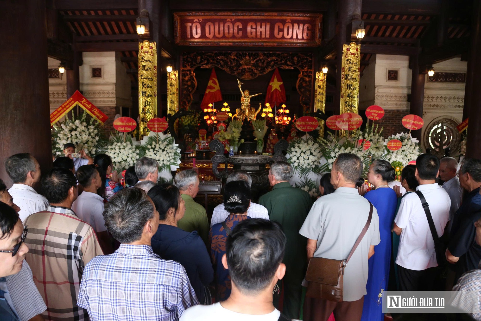 Đóa hoa lòng dâng lên những anh hùng bất tử nơi Truông Bồn- Ảnh 1.
