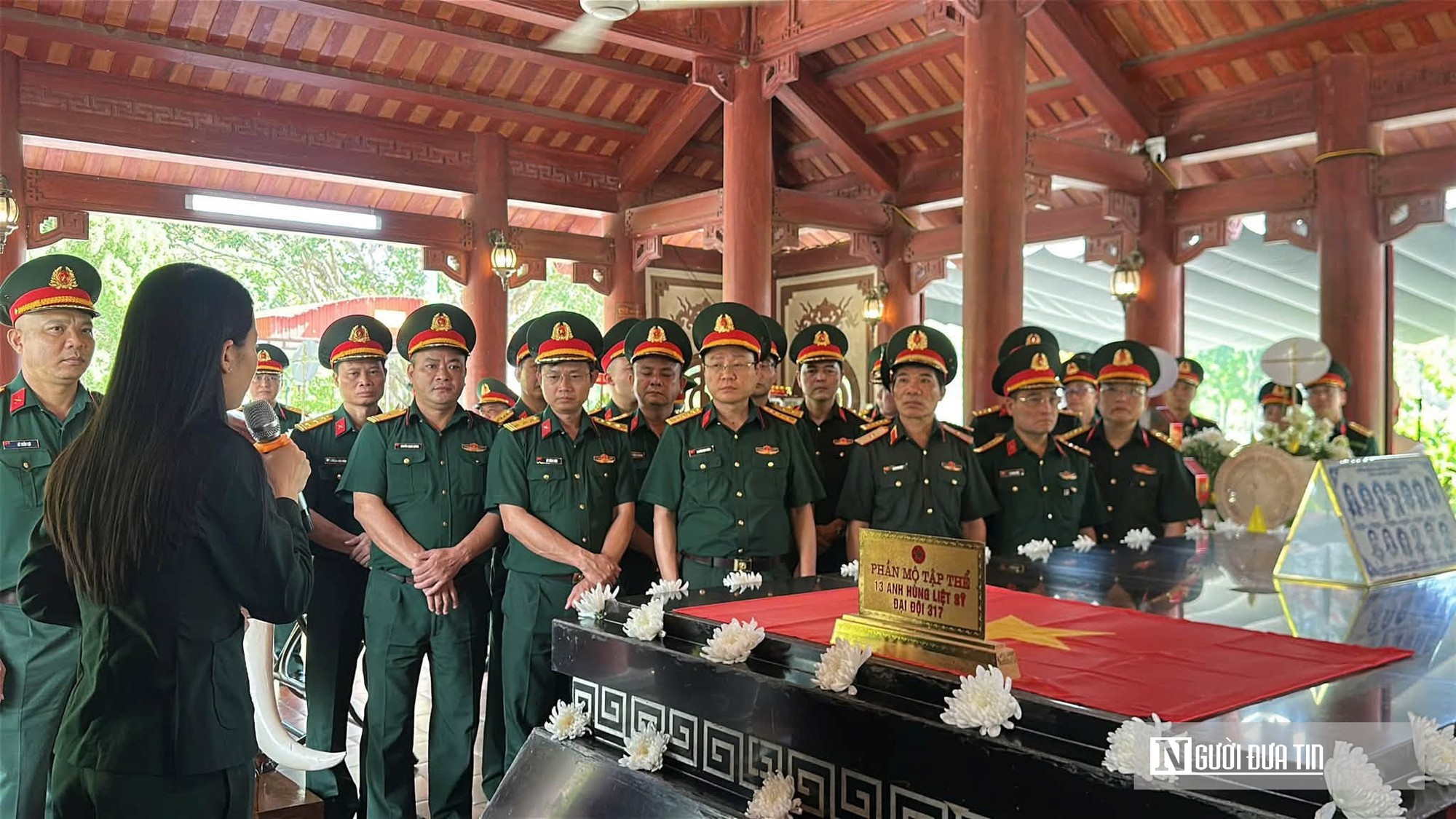 Đóa hoa lòng dâng lên những anh hùng bất tử nơi Truông Bồn- Ảnh 3.