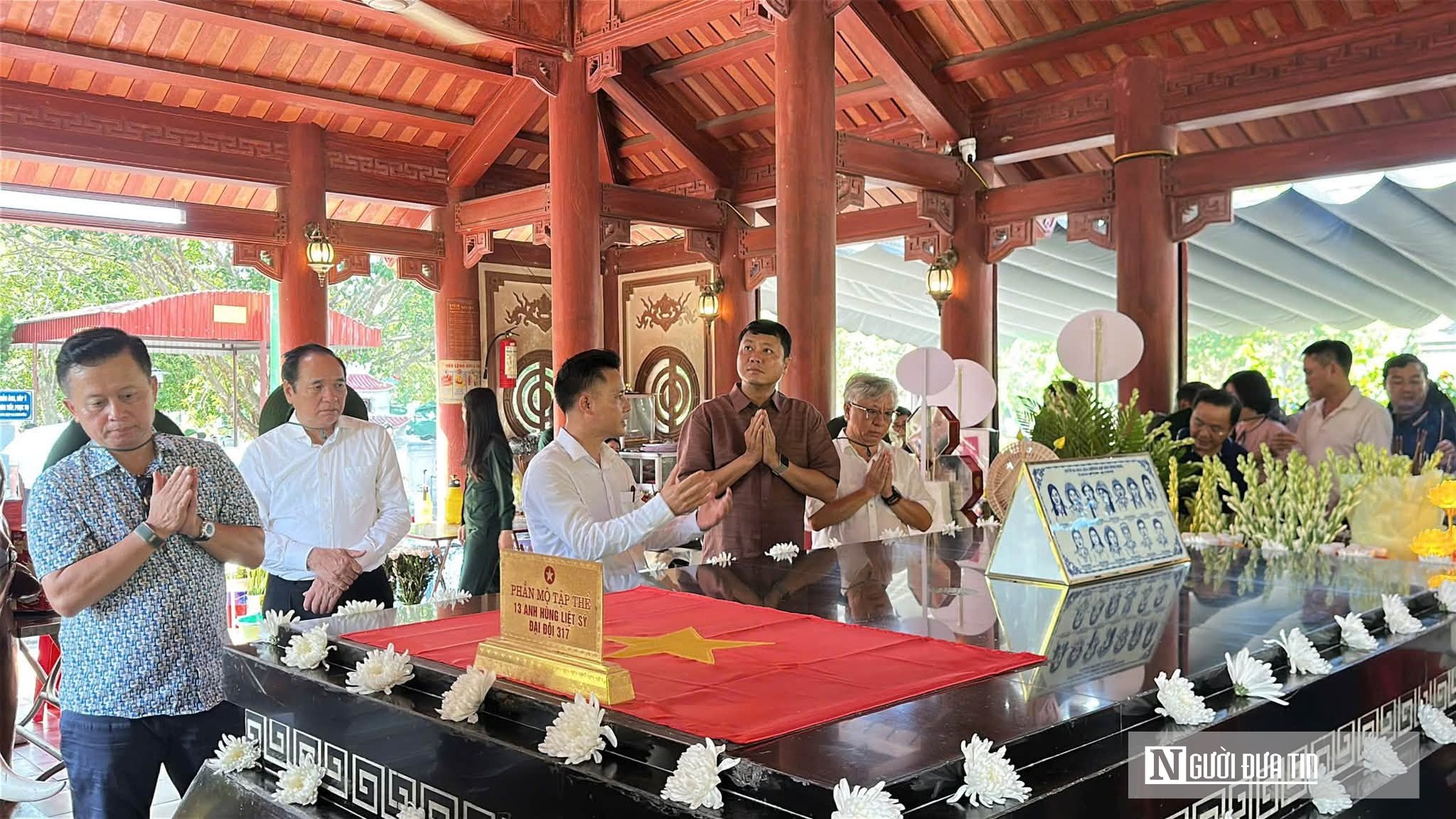 Đóa hoa lòng dâng lên những anh hùng bất tử nơi Truông Bồn- Ảnh 5.